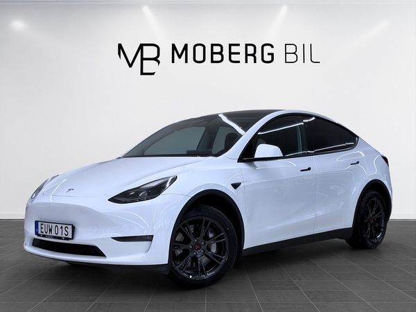 Tesla Model Y Long Range AWD 514hk HW4 Drag B-Kamera Pano - 2025