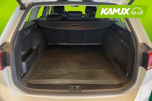 Volkswagen Passat bild 16