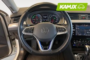 Volkswagen Passat bild 13