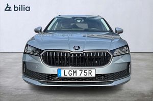 Skoda Superb bild 2