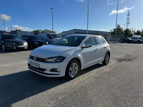 Volkswagen Polo 1.0 TSI 95hk Base Vinterhjul Bluetooth - 2018