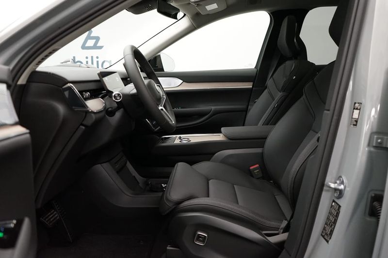 Volvo EX90 bild 4