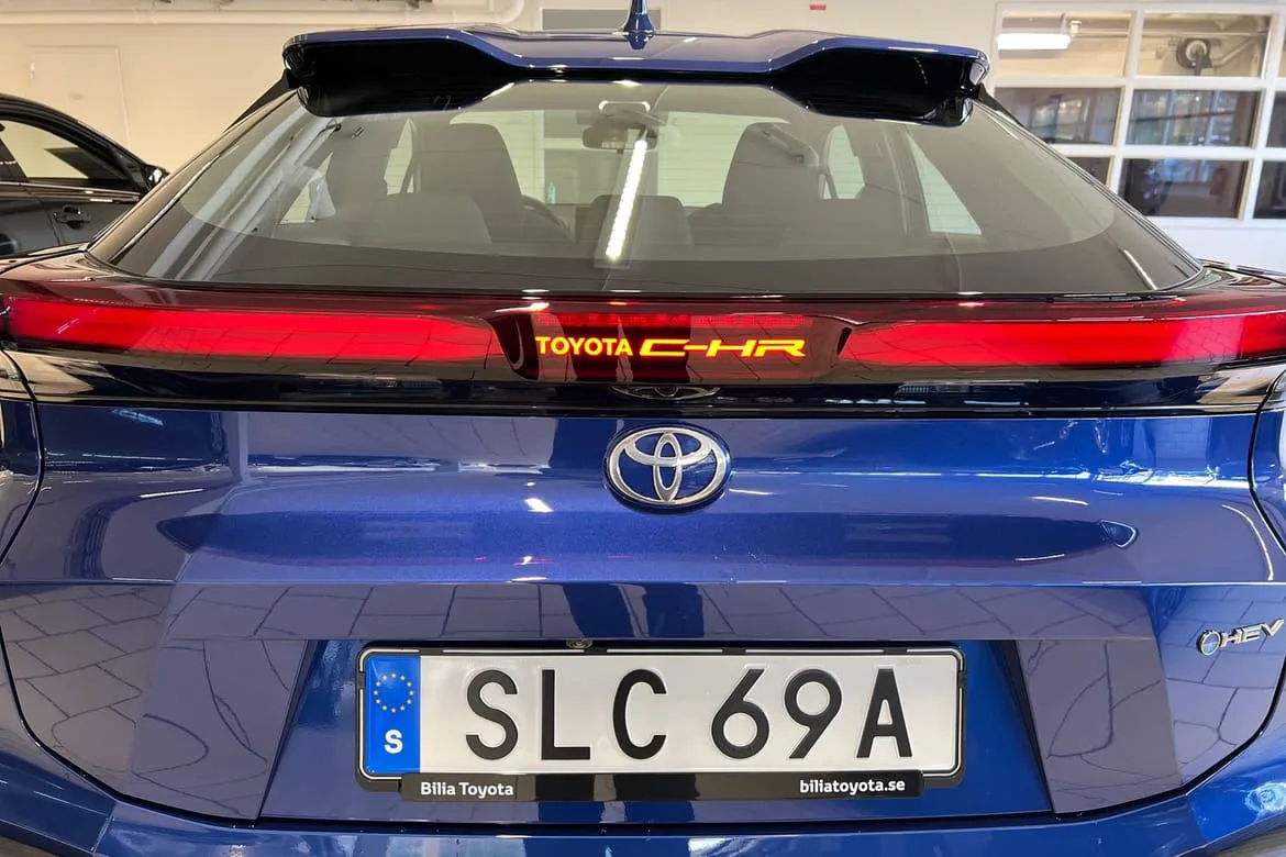 Vehicle image 20