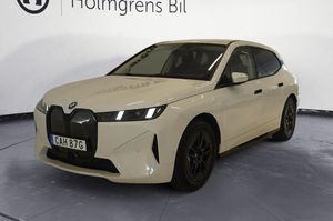 BMW iX bild 1