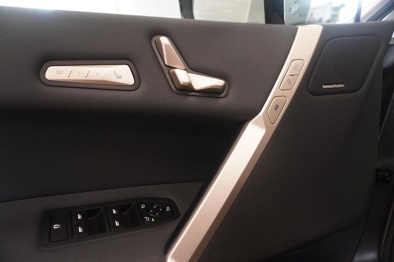 BMW iX bild 4