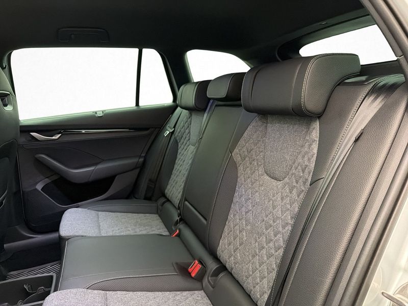 Skoda Octavia bild 16