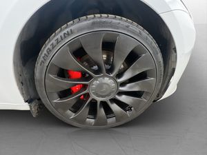 Tesla Model 3 bild 35