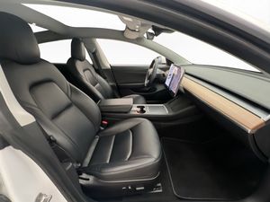 Tesla Model 3 bild 15