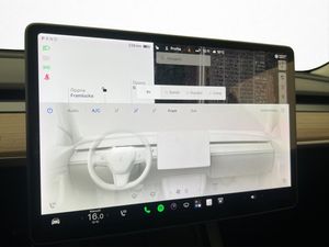 Tesla Model 3 bild 25