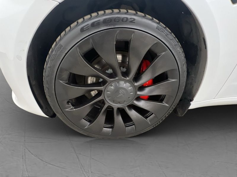 Tesla Model 3 bild 32