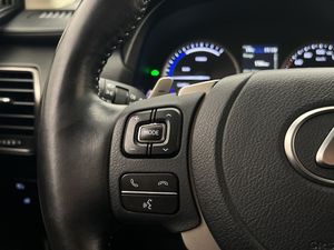 Lexus NX bild 20