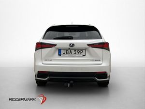 Lexus NX bild 6