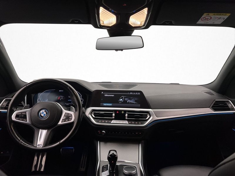BMW 330 bild 13