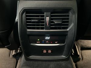 BMW 330 bild 18
