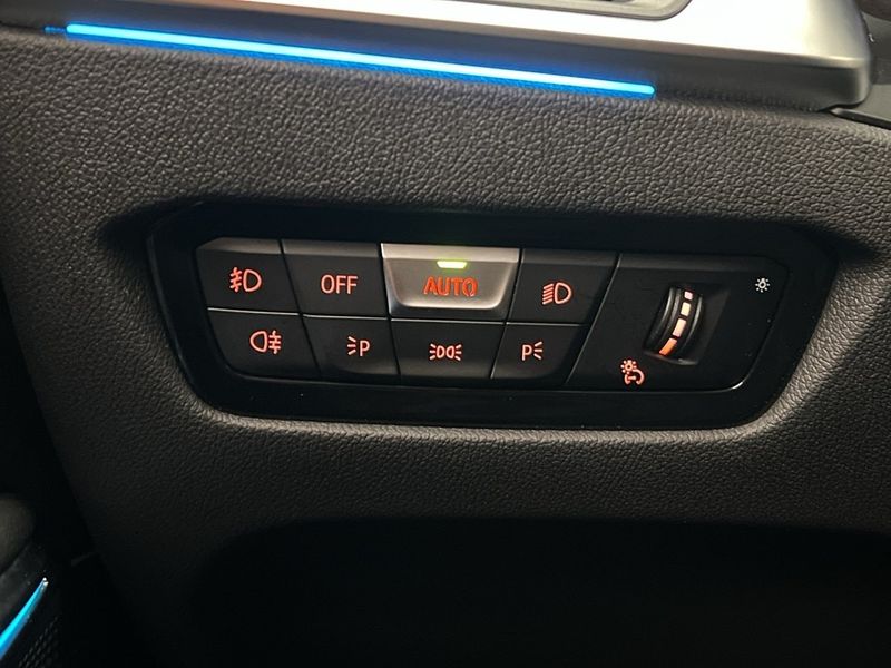 BMW 330 bild 29