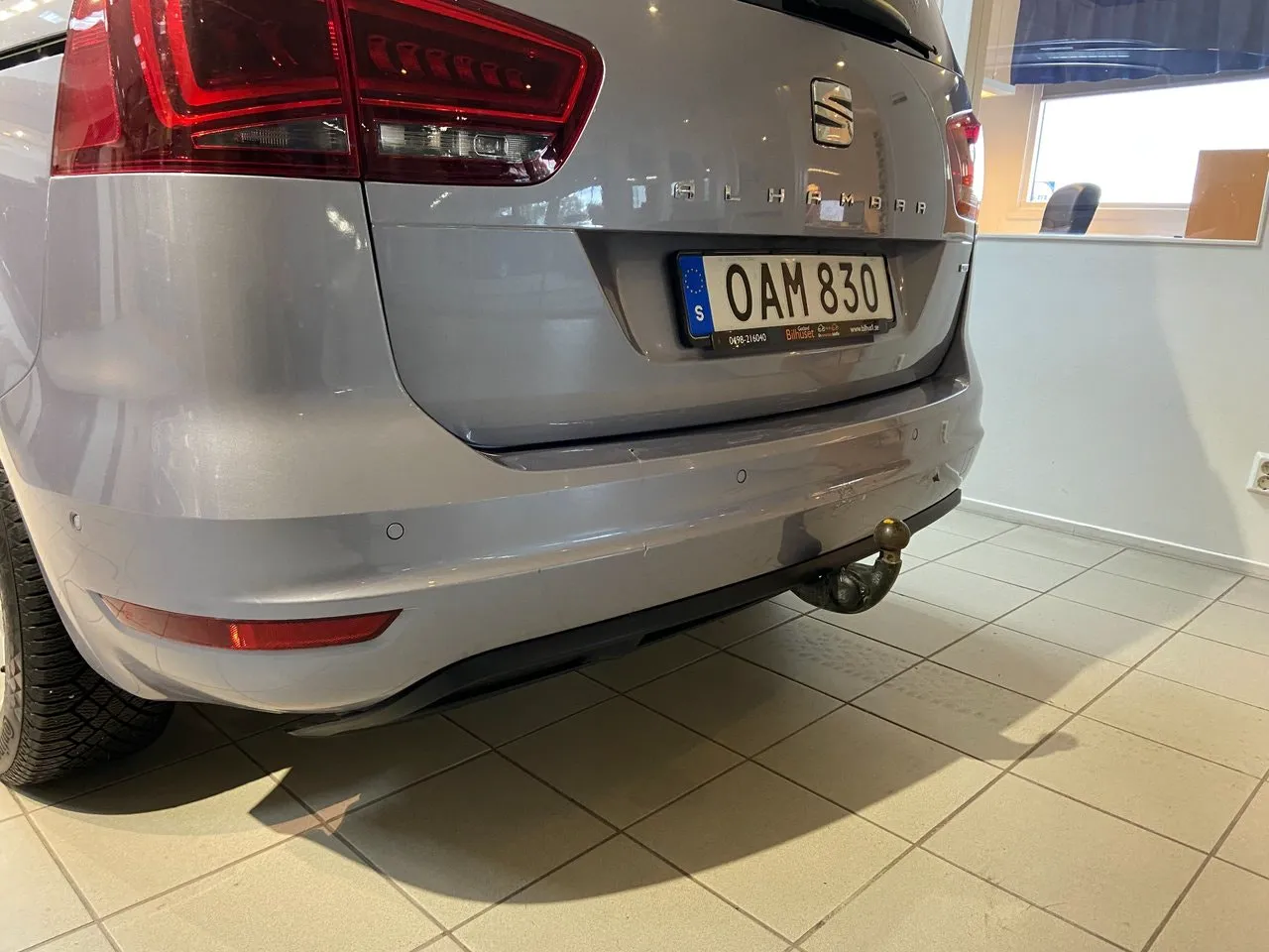 Vehicle image 14