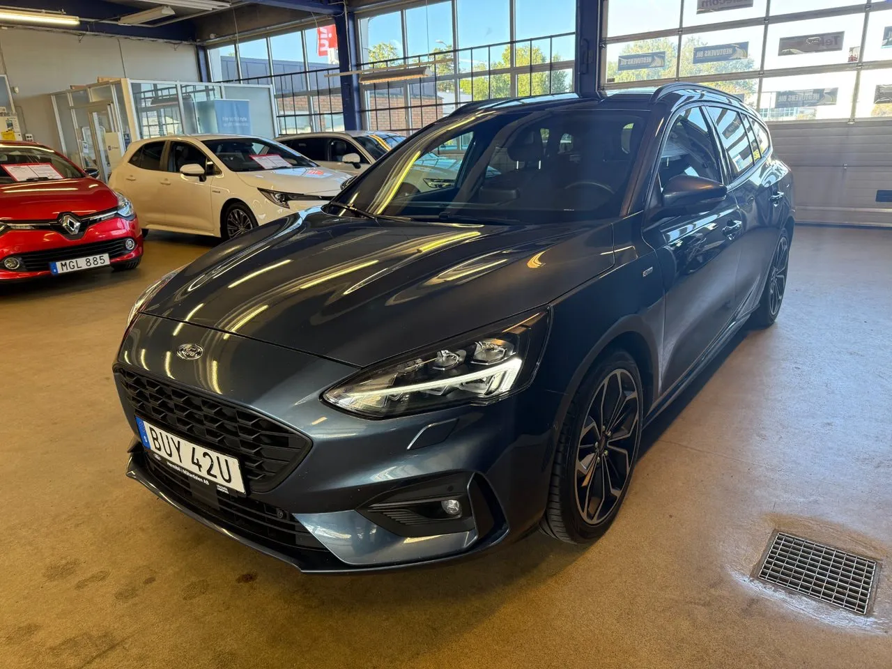 Vehicle image 1