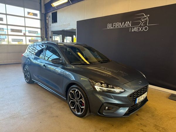 Ford Focus 1.0 EcoBoost ST-Line *LED, Kamera, Krok, Värmare* - 2019