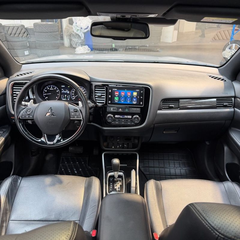 Mitsubishi Outlander bild 9