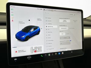 Tesla Model Y bild 25