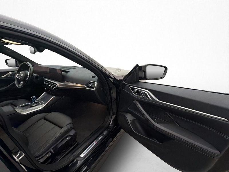 BMW i4 bild 27
