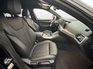 BMW i4 bild 26
