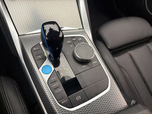 BMW i4 bild 25
