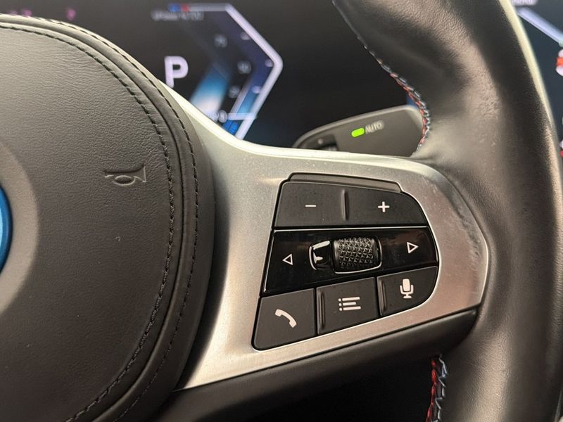 BMW i4 bild 19
