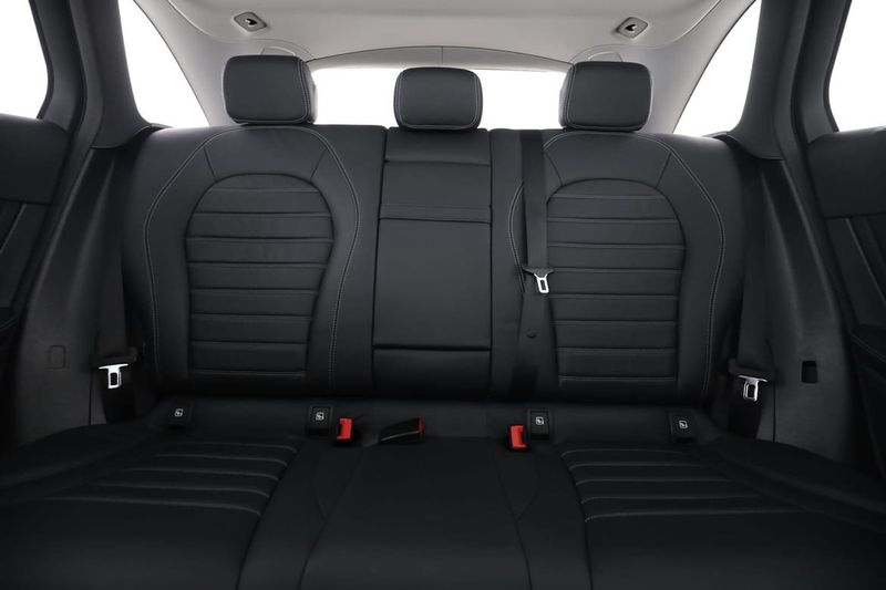 Mercedes GLC350 bild 16