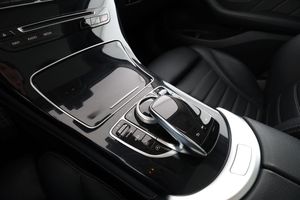 Mercedes GLC350 bild 26