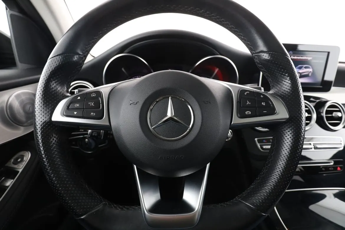 Mercedes GLC350 bild 19