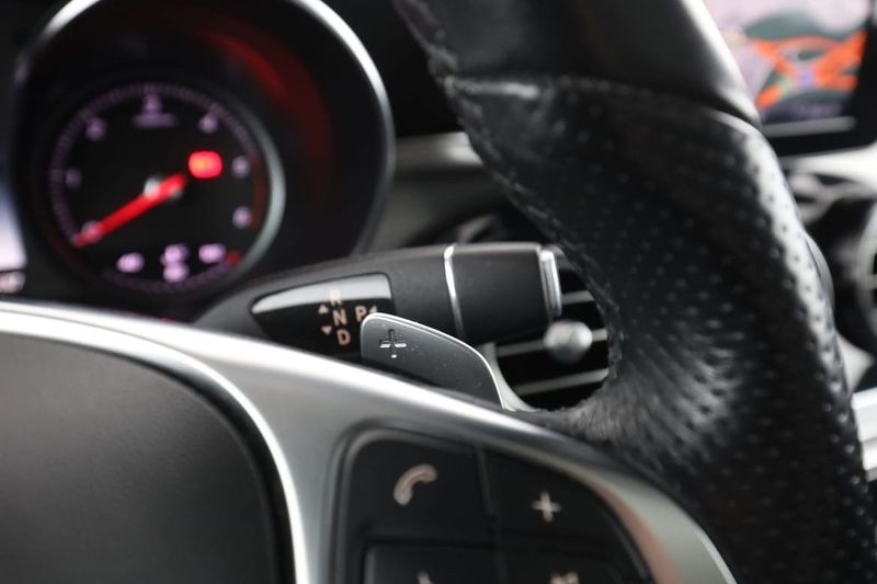 Mercedes GLC350 bild 36