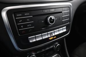 Mercedes CLA180 bild 25