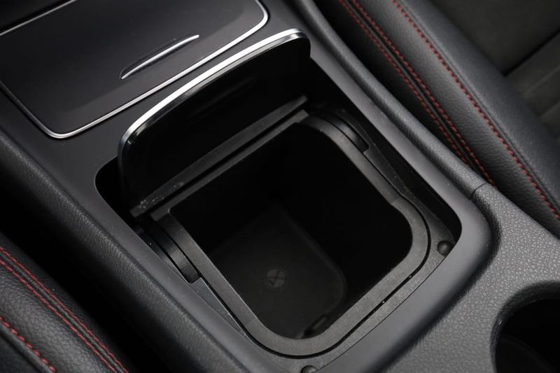 Mercedes CLA180 bild 28