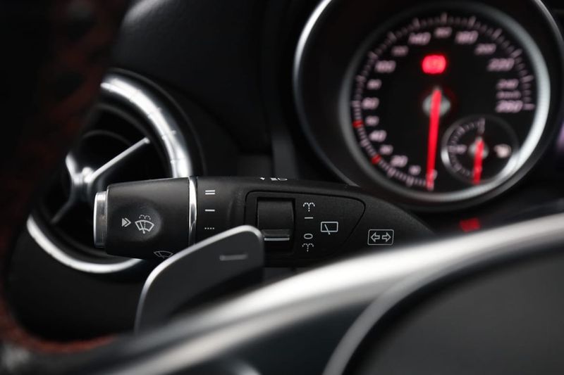 Mercedes CLA180 bild 34