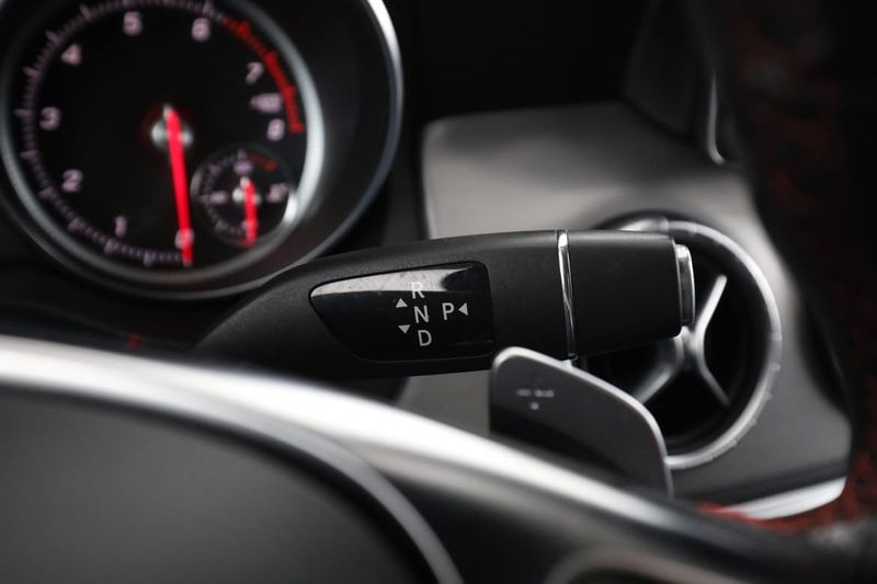 Mercedes CLA180 bild 32