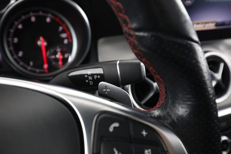 Mercedes CLA180 bild 33