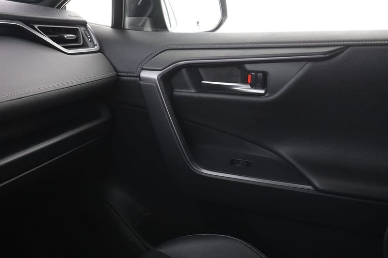 Toyota RAV4 bild 31