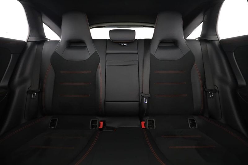 Mercedes CLA35 AMG bild 16