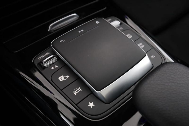 Mercedes CLA35 AMG bild 31