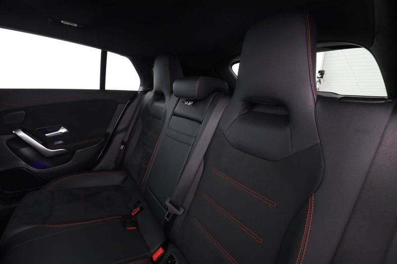 Mercedes CLA35 AMG bild 15