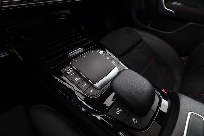 Mercedes CLA35 AMG bild 26