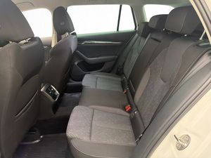 Skoda Octavia bild 14
