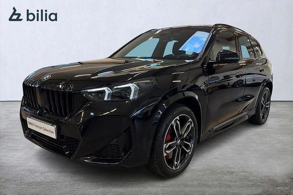 BMW X1 sDrive18i M Sport PRO Rattvärme Backkamera Dragkrok - 2026