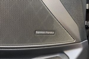 BMW 320 bild 9