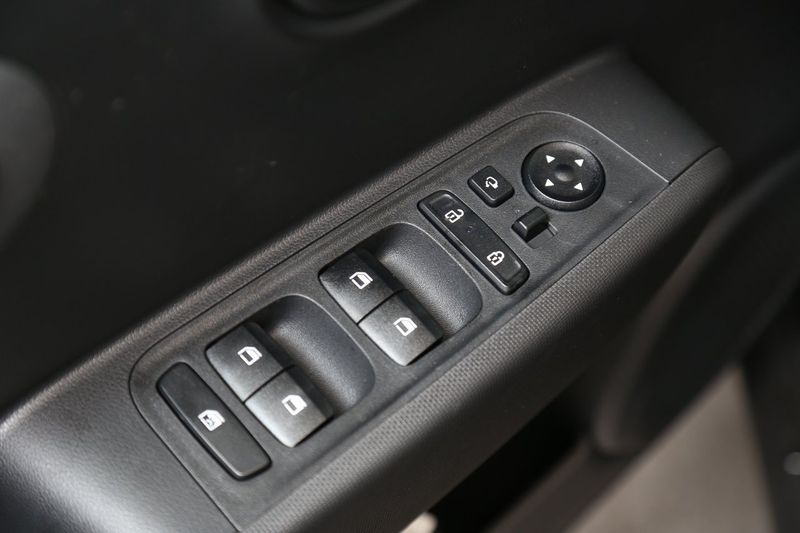 Hyundai Inster bild 8