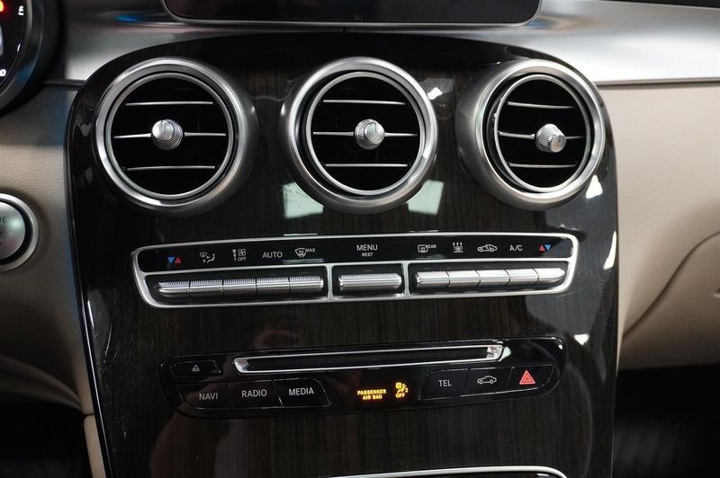 Mercedes GLC250 bild 24