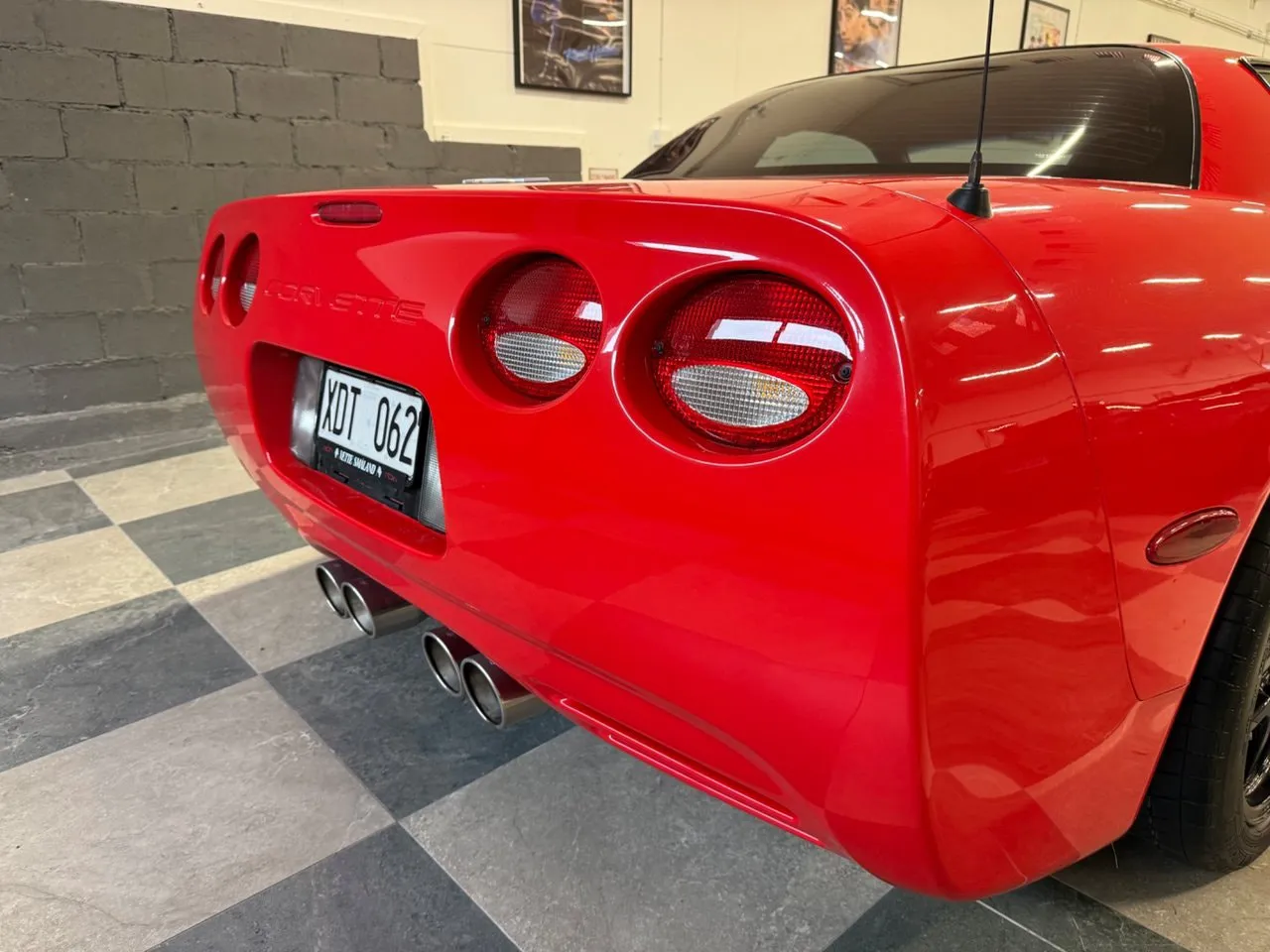 Vehicle image 20
