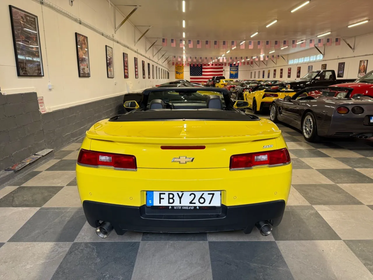 Vehicle image 9