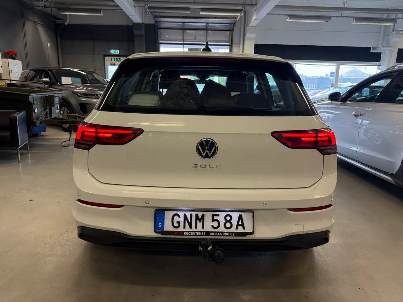 Vehicle image 6